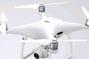 大疆Phantom4（卓越的性能与稳定性，使Phantom4成为摄影师的完美工具）